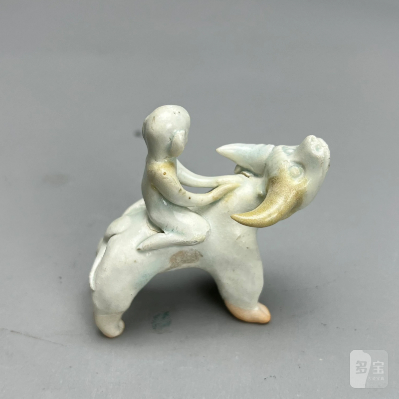 明代 青白釉童子骑牛 - 图5